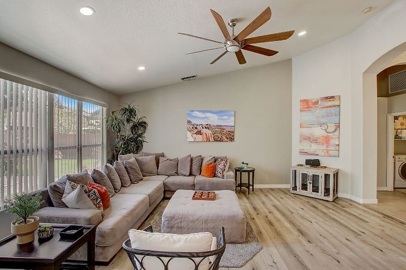 Furnished Finder property 436891_1 photo 8