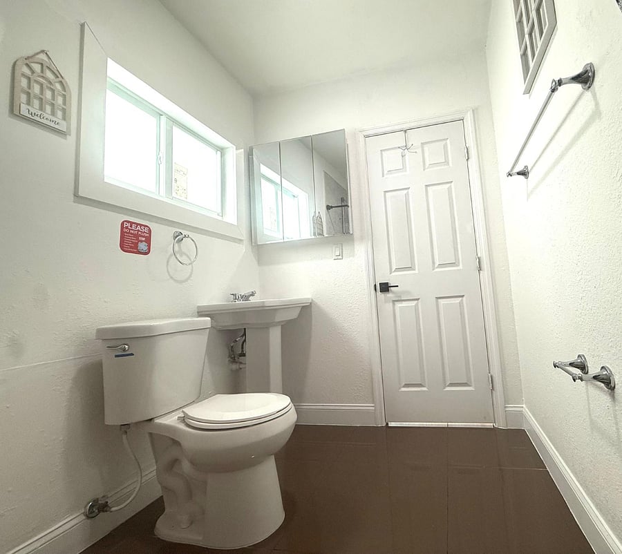 Furnished Finder property 436953_1 photo 9
