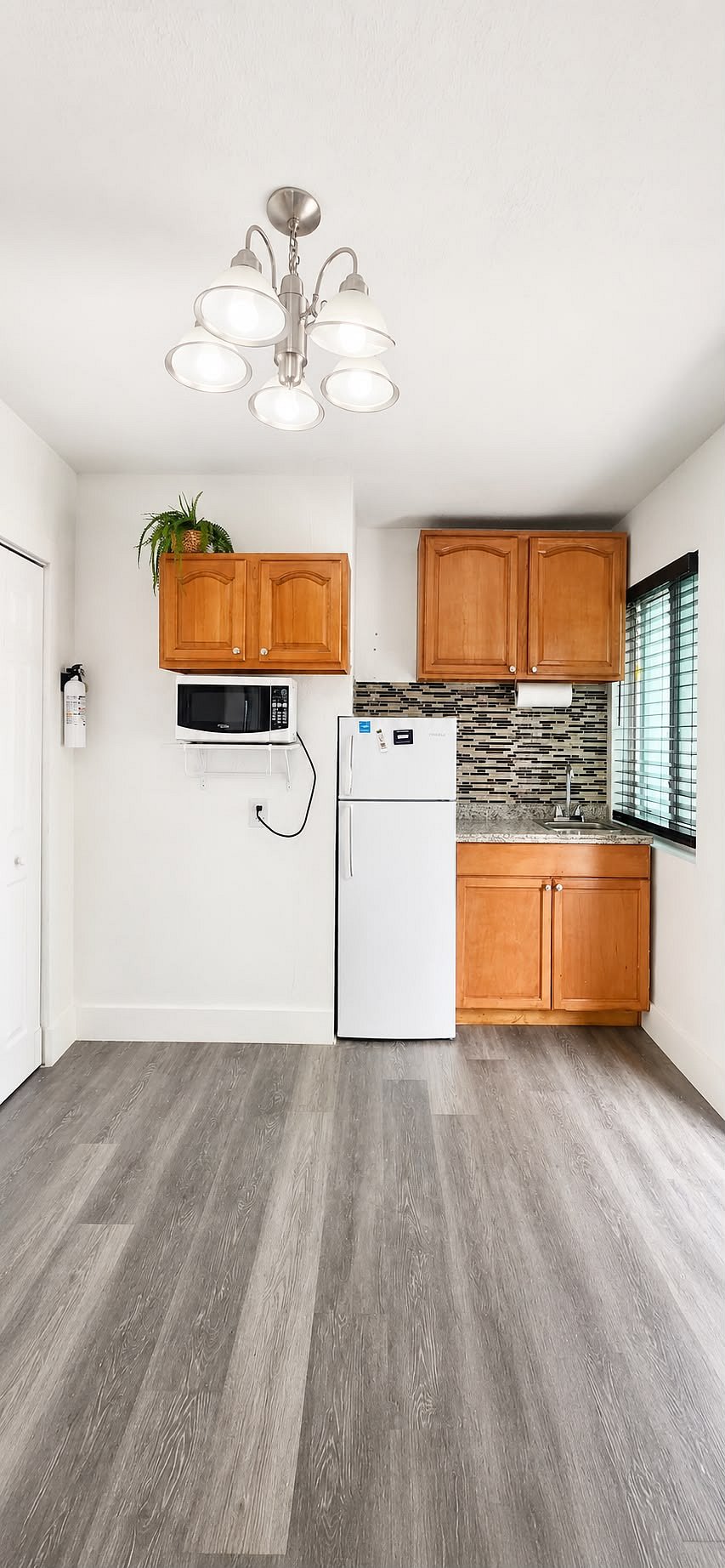 Furnished Finder property 436953_1 photo 13