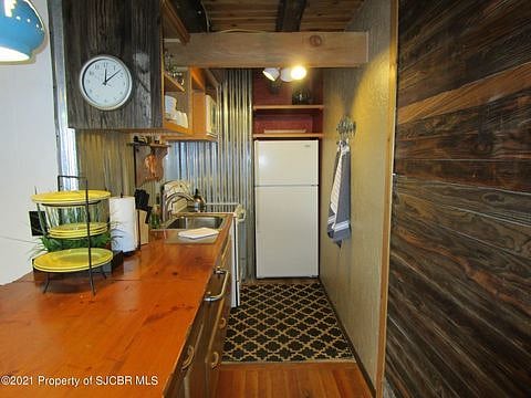 Furnished Finder property 436971_1 photo 4