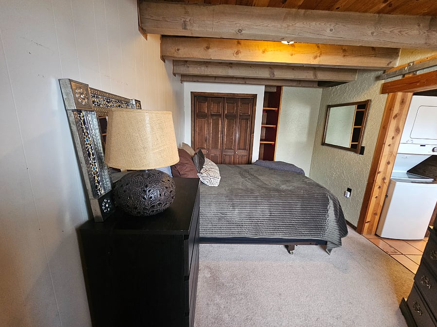 Furnished Finder property 436971_1 photo 9