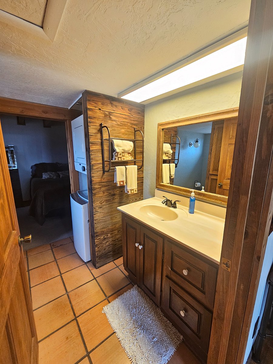 Furnished Finder property 436971_1 photo 14