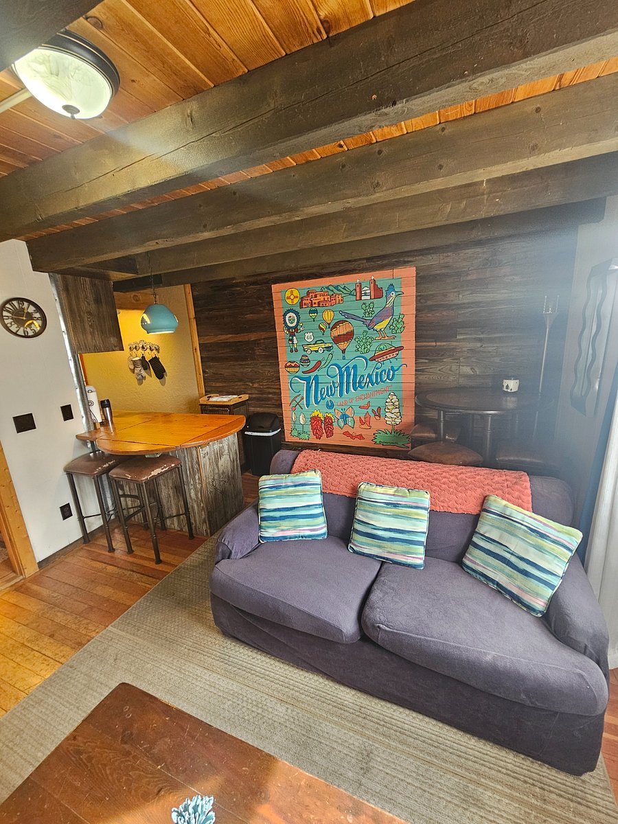 Furnished Finder property 436971_1 photo 3