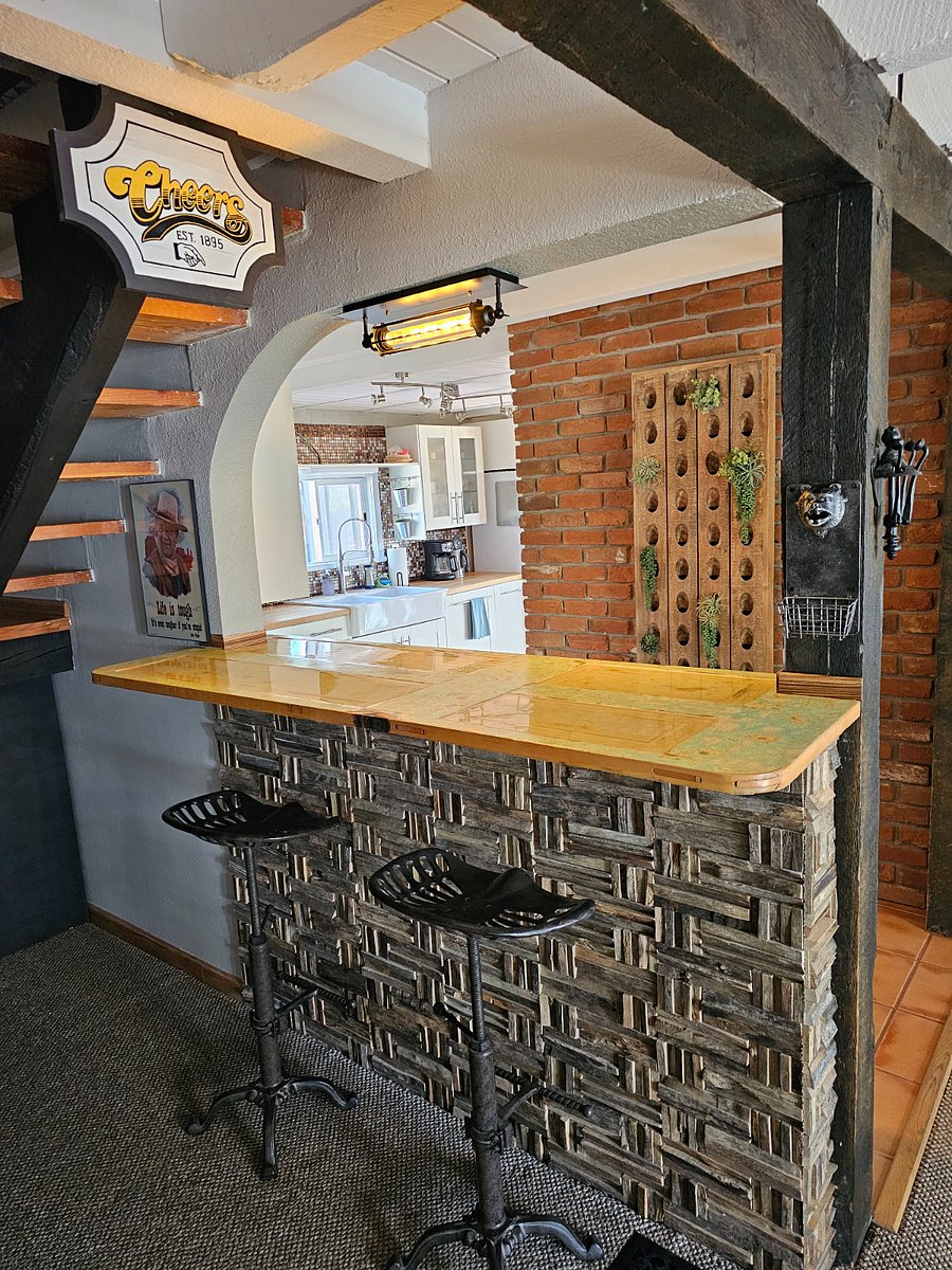 Furnished Finder property 436971_2 photo 11