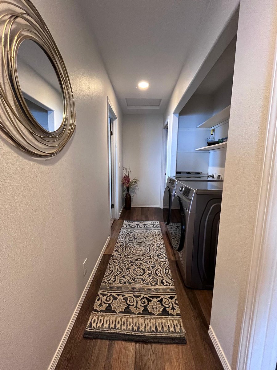 Furnished Finder property 436998_1 photo 33