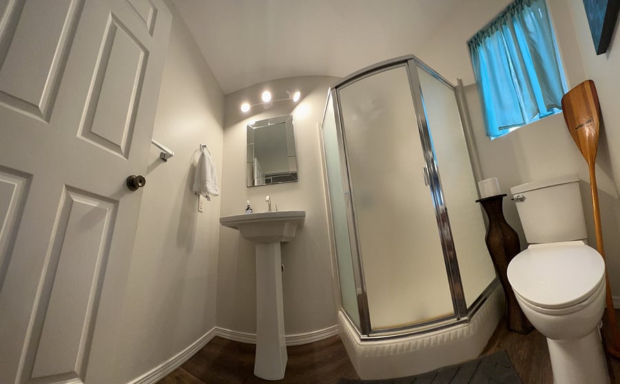 Furnished Finder property 436998_2 photo 4