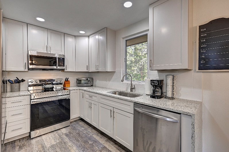 Furnished Finder property 437022_1 photo 16
