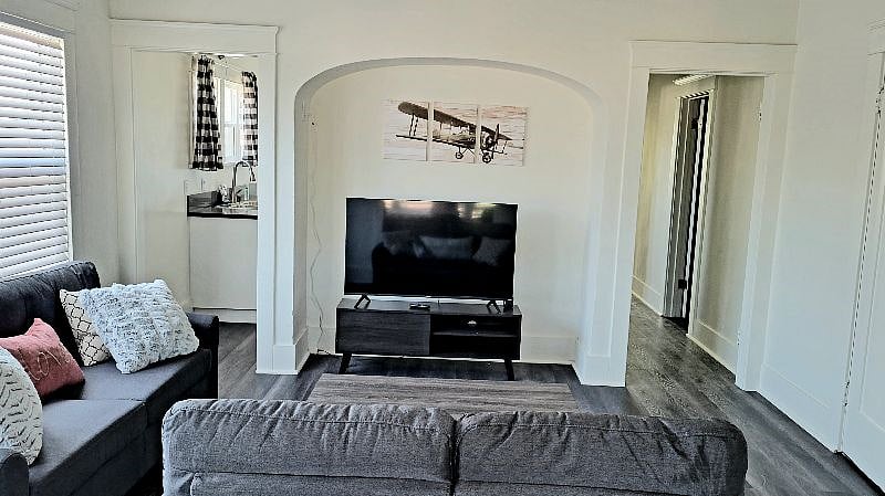 Furnished Finder property 437026_1 photo 9