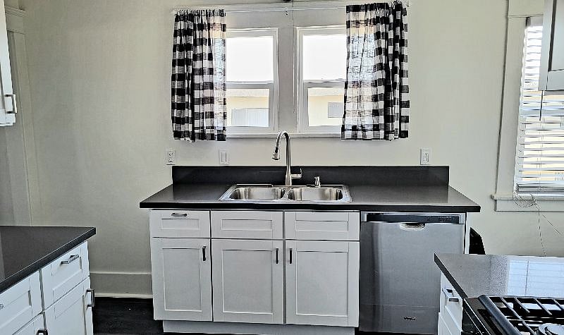 Furnished Finder property 437026_1 photo 10