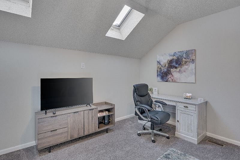 Furnished Finder property 437061_1 photo 17