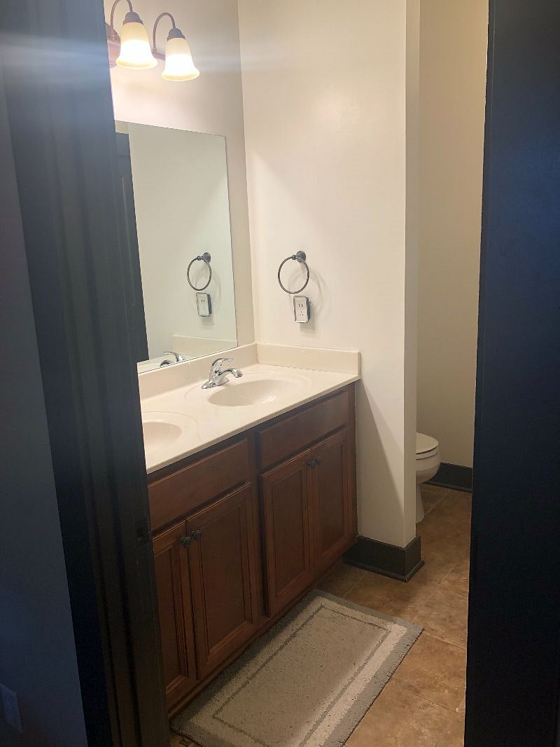 Furnished Finder property 437065_1 photo 7