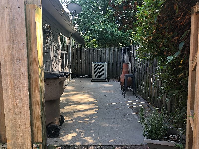 Furnished Finder property 437065_1 photo 9