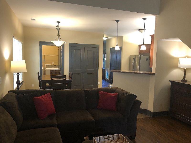Furnished Finder property 437065_1 photo 10