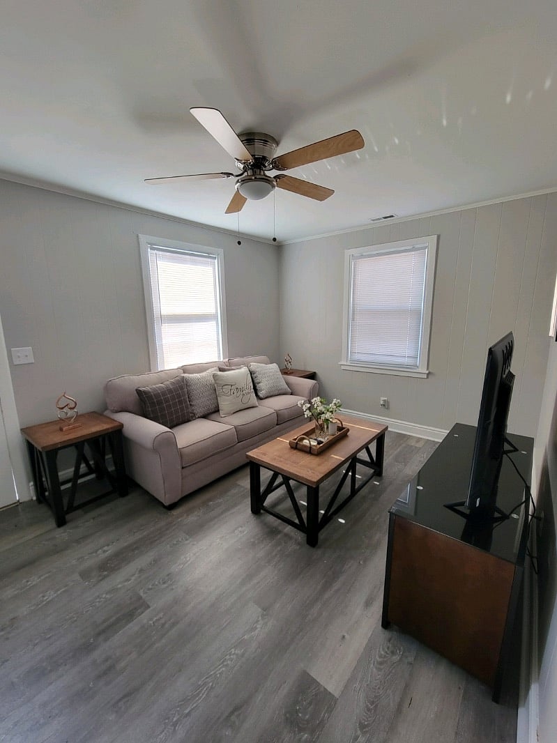 Furnished Finder property 437074_1 photo 3