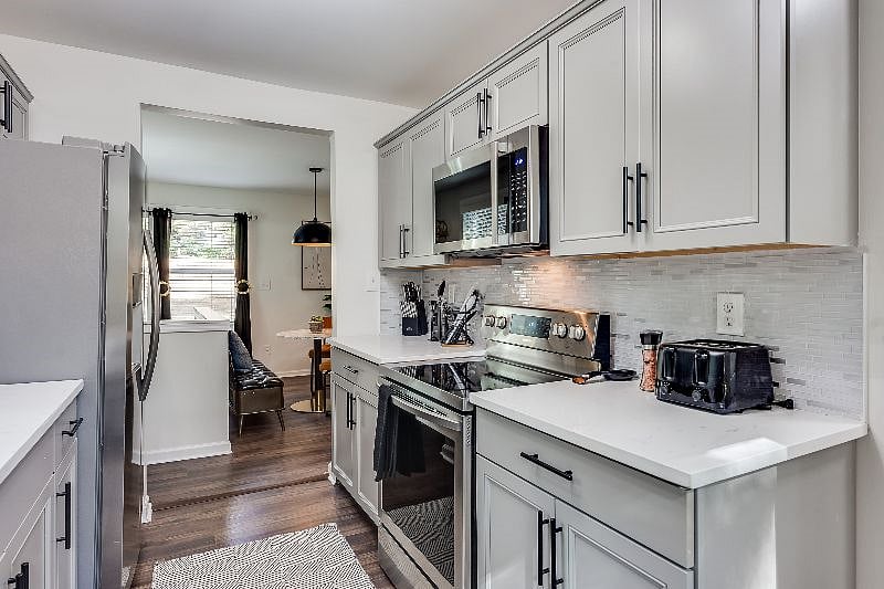 Furnished Finder property 437079_1 photo 20