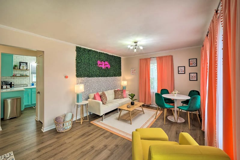 Furnished Finder property 437115_1 photo 1