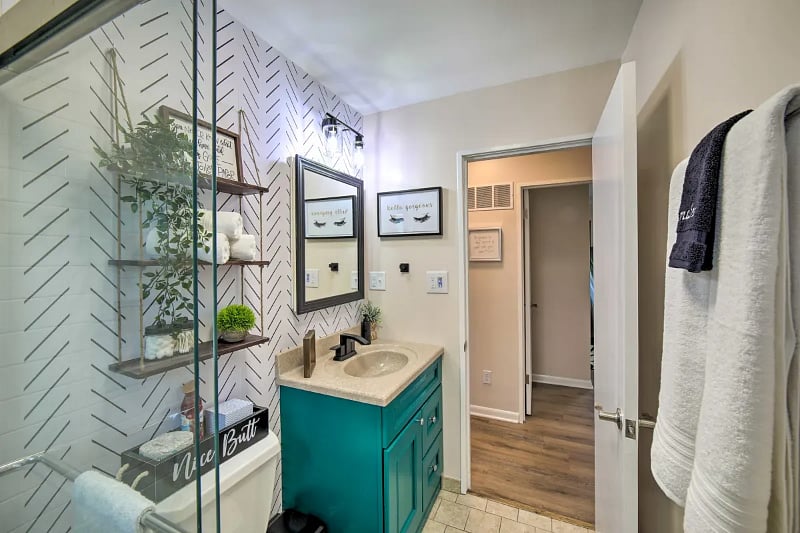 Furnished Finder property 437115_1 photo 10