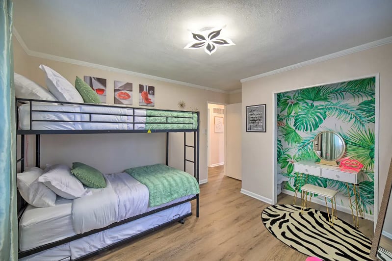 Furnished Finder property 437115_1 photo 19