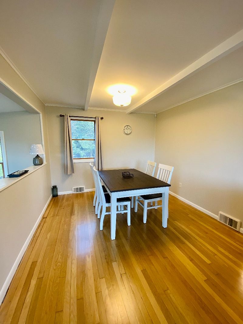 Furnished Finder property 437128_1 photo 6