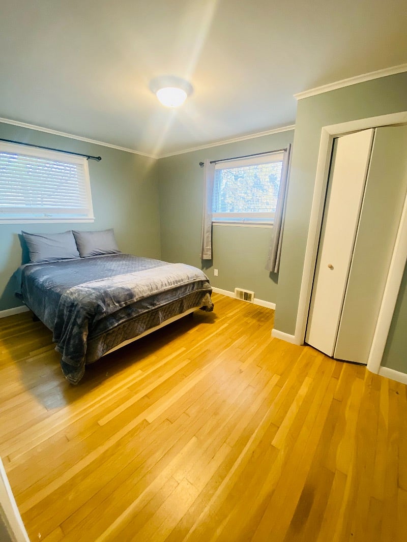 Furnished Finder property 437128_2 photo 1