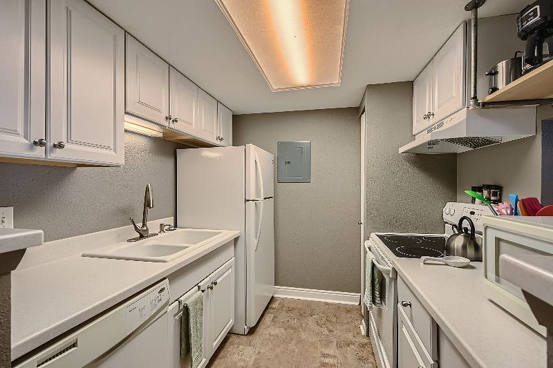 Furnished Finder property 437132_1 photo 10