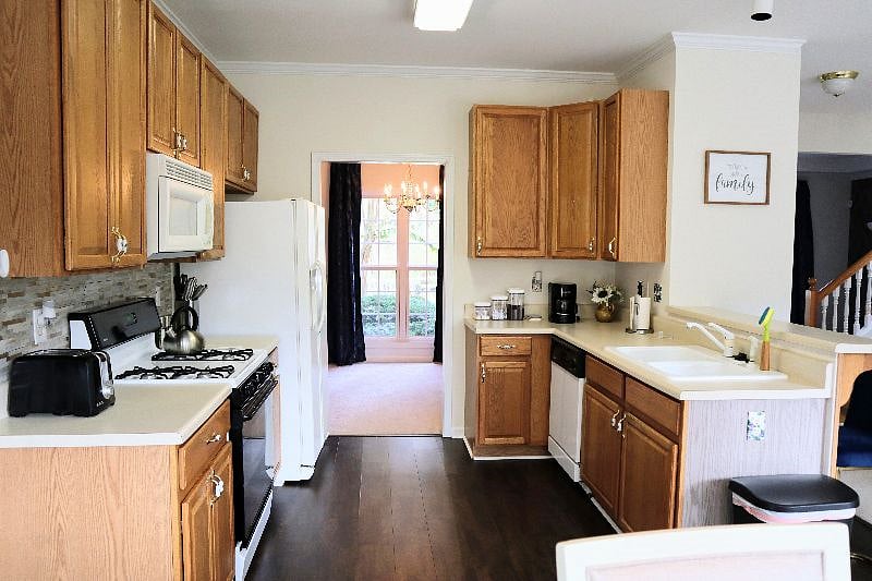 Furnished Finder property 437172_1 photo 7