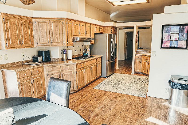 Furnished Finder property 437178_1 photo 28