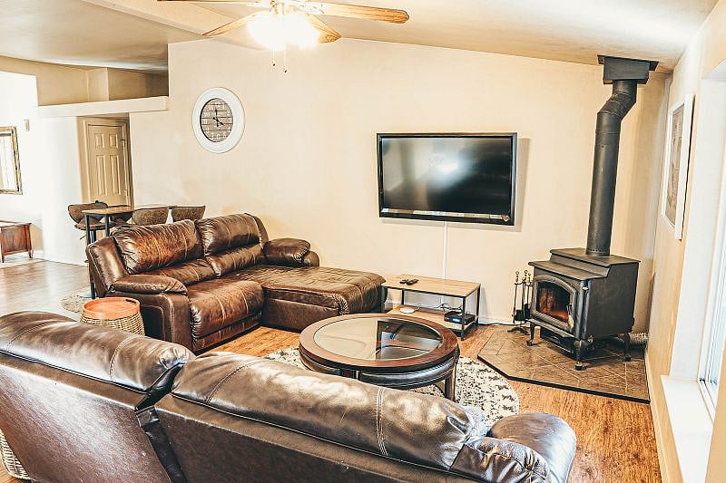 Furnished Finder property 437178_1 photo 37
