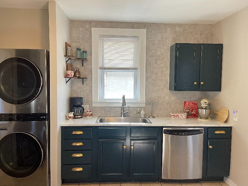 Furnished Finder property 437181_1 photo 11