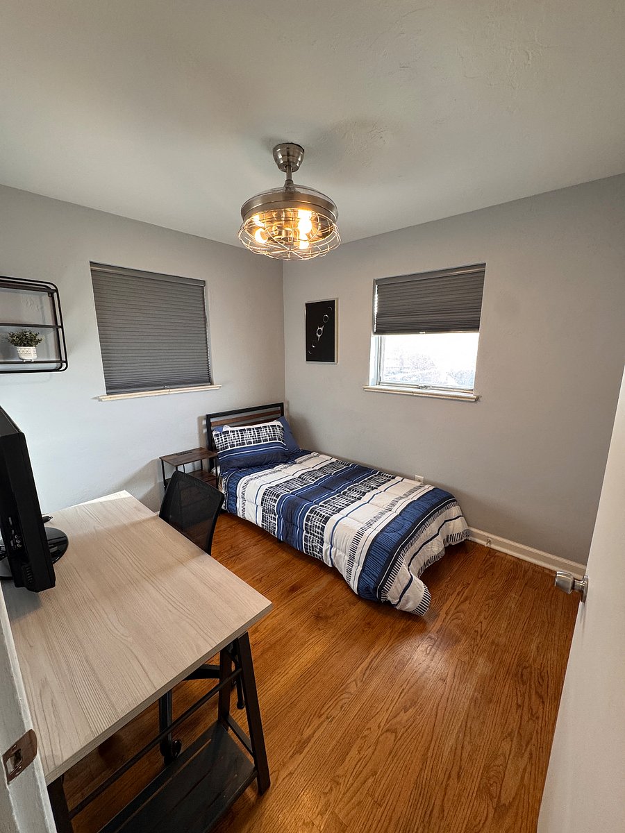 Secondary Bedroom - Single Bed, Nightstand with USB-A and USB-C charging ports