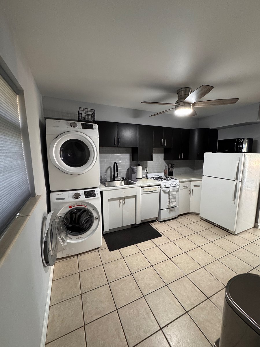 Kitchen - Full Size HE Laundry