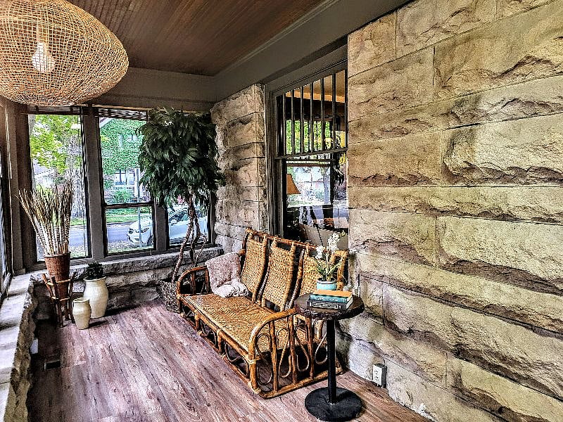 Furnished Finder property 437206_1 photo 3