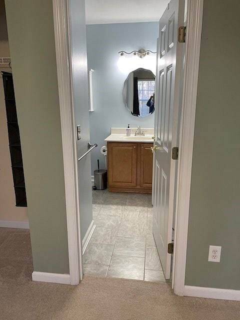 bathroom for two bedrooms