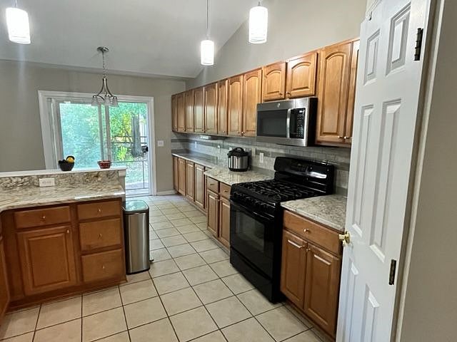 Furnished Finder property 437220_1 photo 22