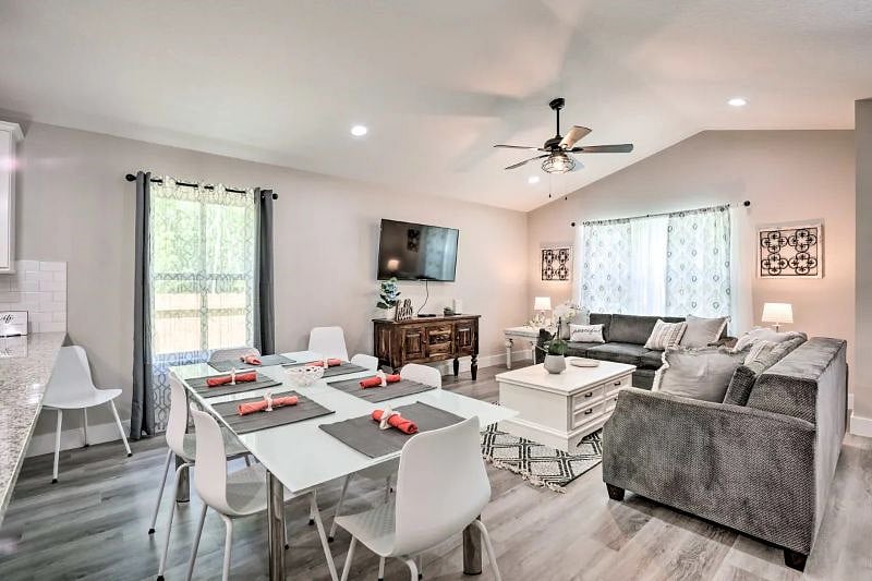 Furnished Finder property 437251_1 photo 7