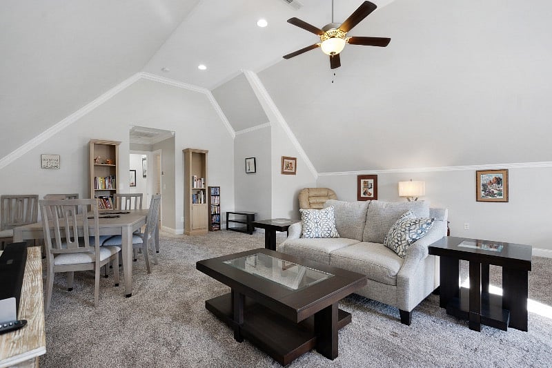 Your home away from home
Full furnished bonus room complete with walk in closet and private bathroom with extra large soaking tub