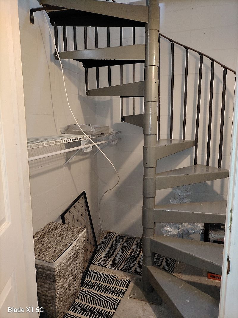 Furnished Finder property 437315_1 photo 3