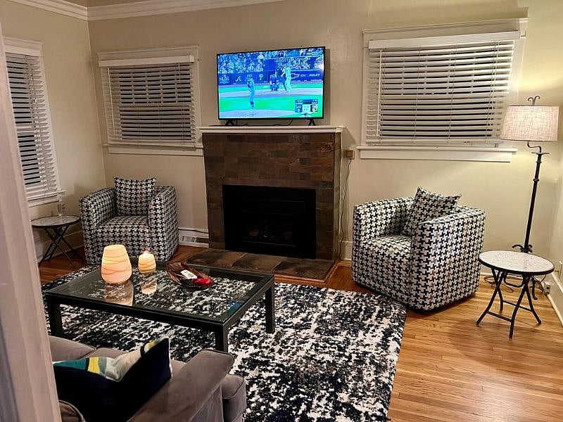 Furnished Finder property 437343_1 photo 4