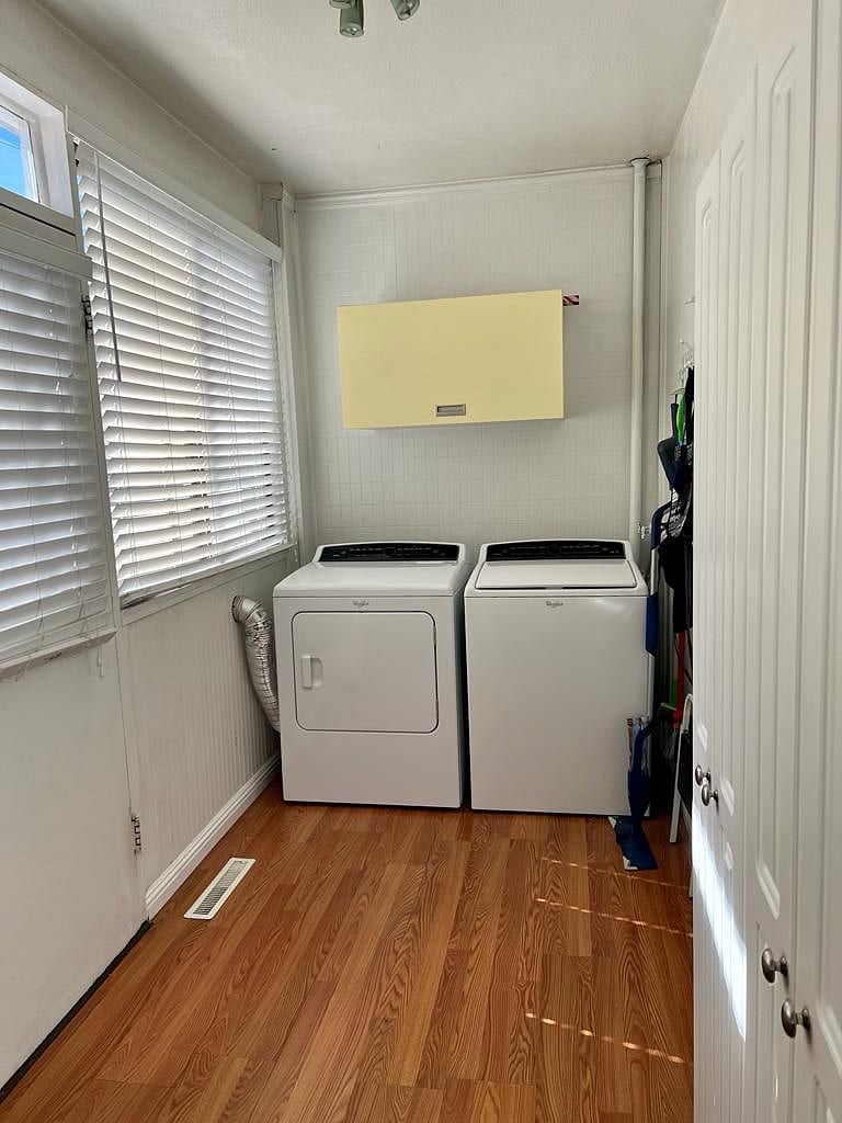 Furnished Finder property 437343_1 photo 11