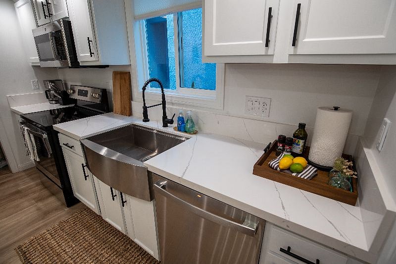 Furnished Finder property 437368_1 photo 9