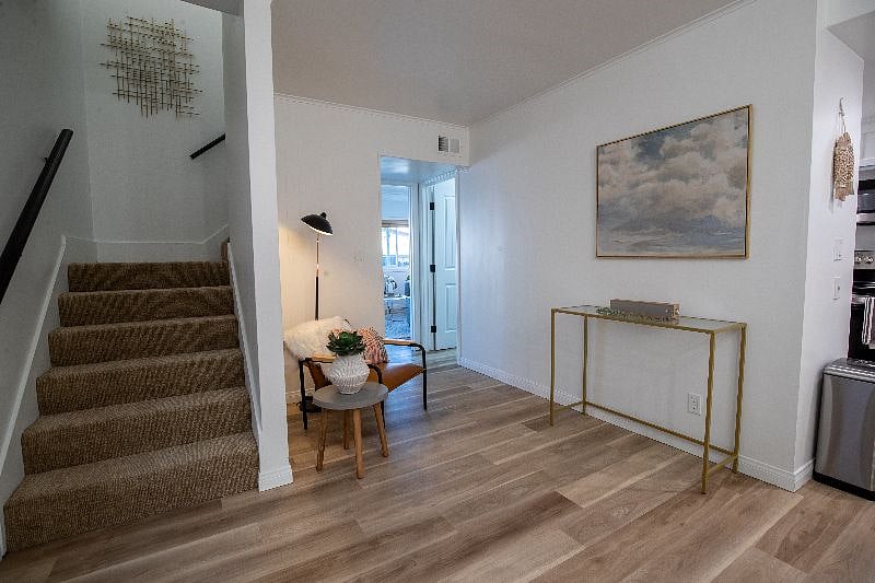 Furnished Finder property 437368_1 photo 13