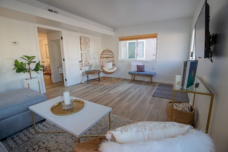 Furnished Finder property 437368_1 photo 33
