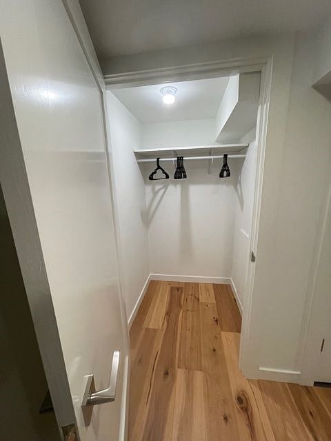 Furnished Finder property 437378_1 photo 10