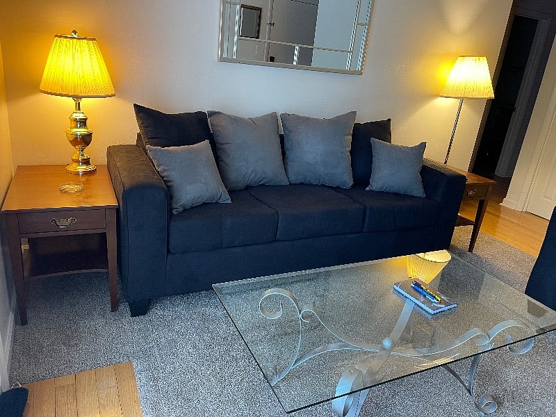 Furnished Finder property 437414_1 photo 3