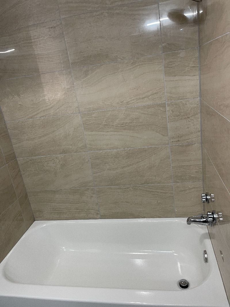 Furnished Finder property 437419_1 photo 14