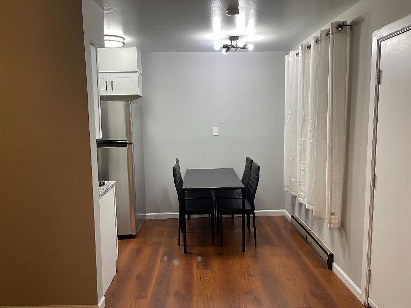 Furnished Finder property 437419_2 photo 8