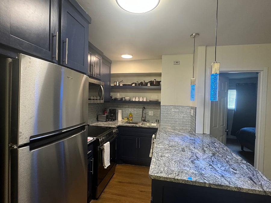 Furnished Finder property 437419_5 photo 13