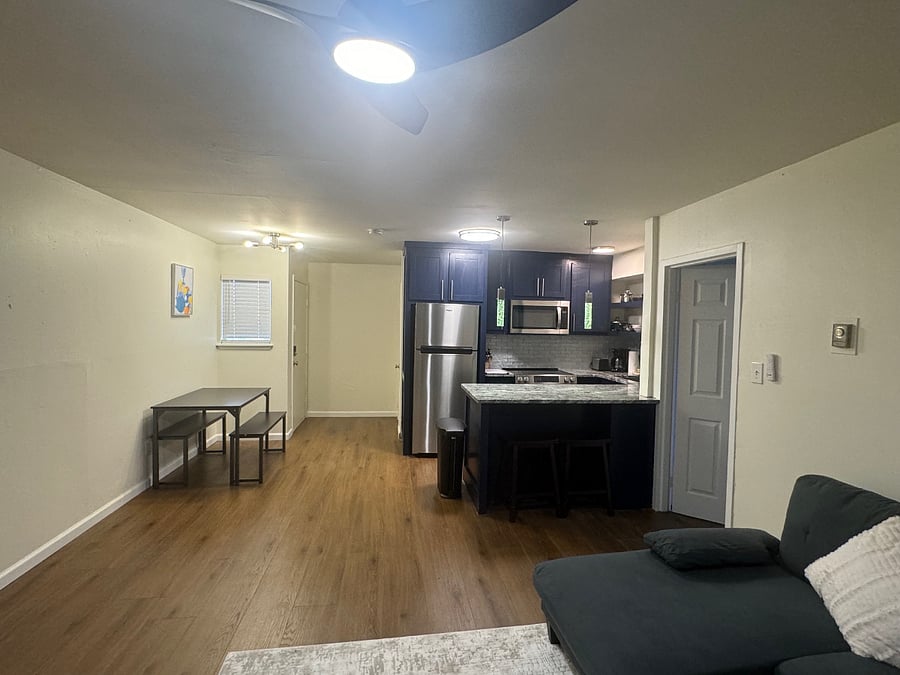 Furnished Finder property 437419_5 photo 14