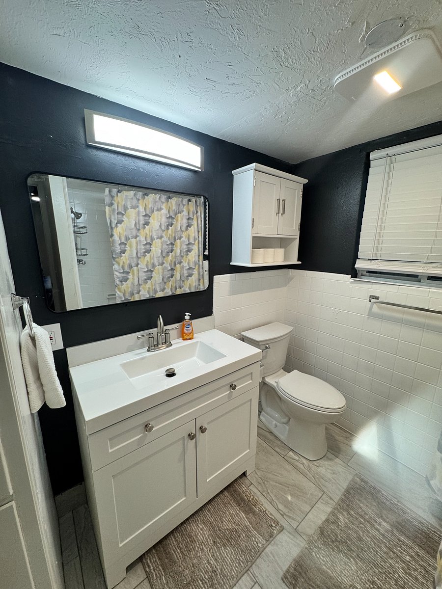 Furnished Finder property 437419_6 photo 20