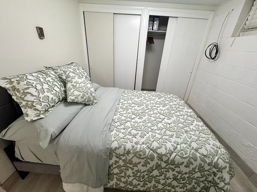Furnished Finder property 437419_7 photo 9